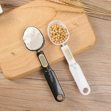 Load image into Gallery viewer, Digital measuring spoon electronic measuring spoon digital kitchen spoon scale precision measuring spoon electric measuring spoon digital food scale spoon kitchen measuring spoon with LCD multifunctional measuring spoon digital spoon scale cooking measuring spoon digital
